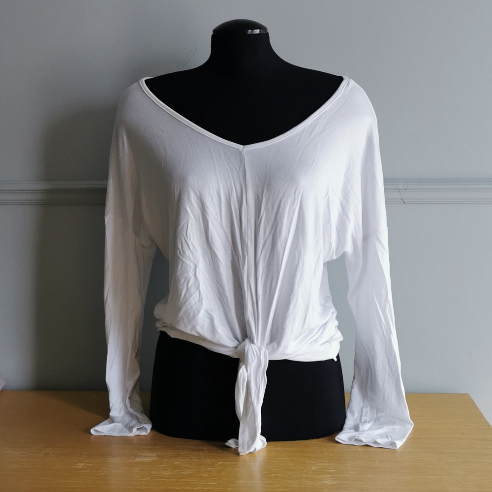 White long sleeve tie up shirt